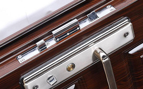 西盟24小时上门开锁公司